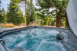 Hot Tub • Game Room • 8 Min from Breck Main St