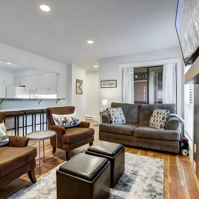 Steps from Ski Lift & Town, Community Hot Tub